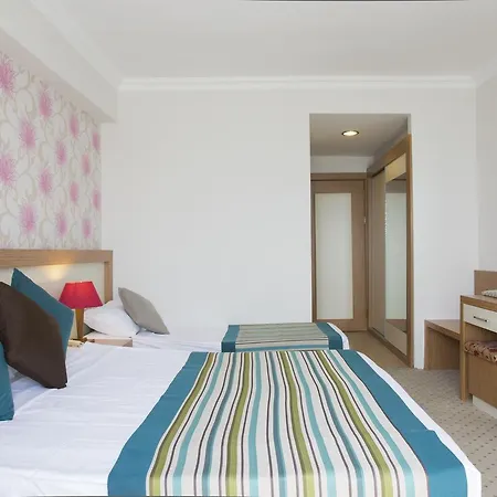 Club & Karaburun 5*