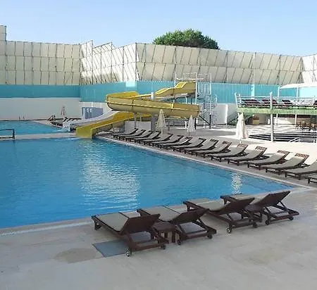 Club & Karaburun 5*